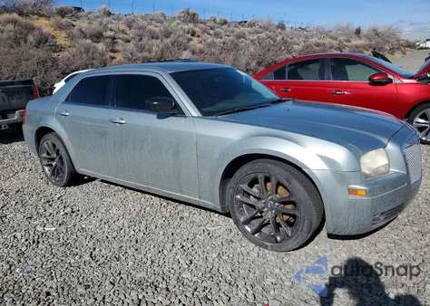 2006 Chrysler 300 z USA, uszkodzony, nr VIN 2C3KA43R26H298129